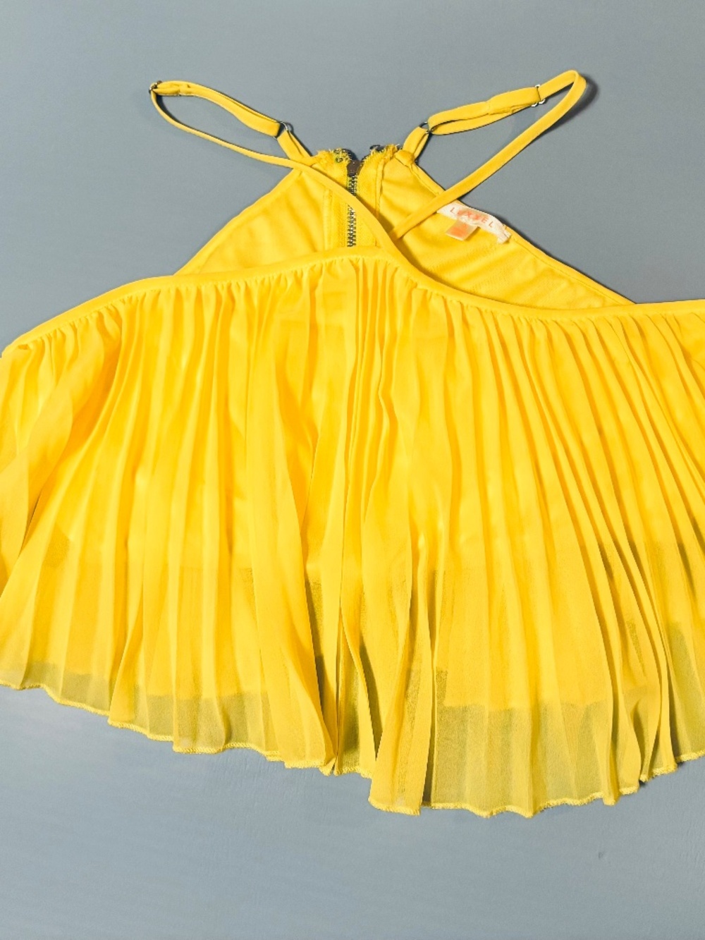 Luxxel Yellow Pleated Crop Blouse Sz Small